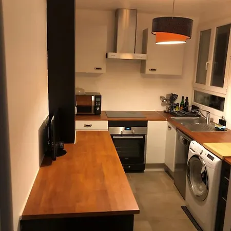 Paris Cosy Alojamento de Acomodação e Pequeno-almoço Le Plessis-Robinson